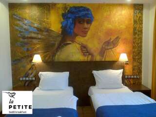 Отели типа «постель и завтрак» La Petite B&B Гданьск Двухместный номер с 1 кроватью или 2 отдельными кроватями-13